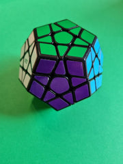Megaminx QiHeng puzzle dodecahedron